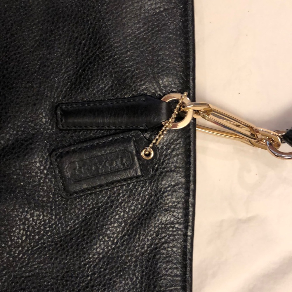 Coach tote - Picture 2 of 6